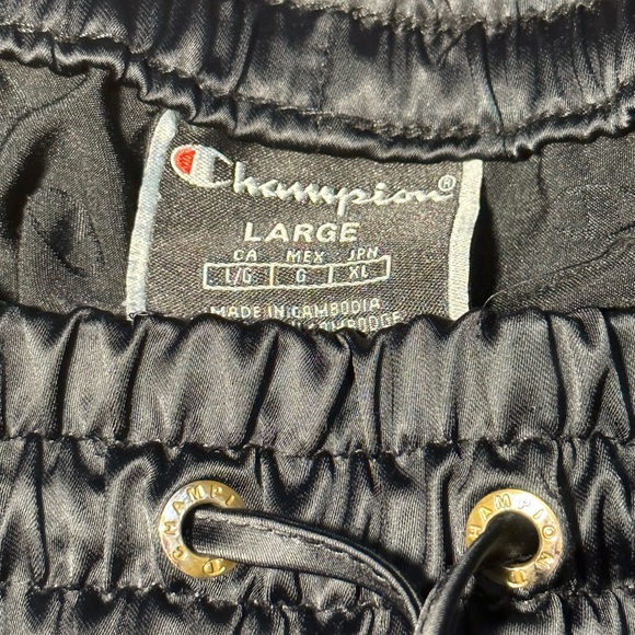 Champion shorts (black) - Picture 3 of 4